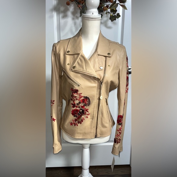 Blanknyc Embroidered Jacket - Picture 10 of 16